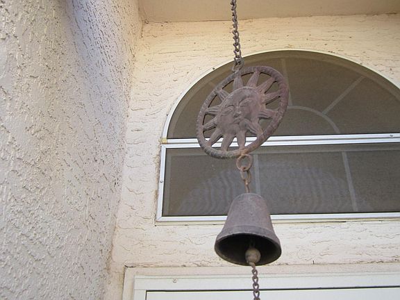 Front yard decoration