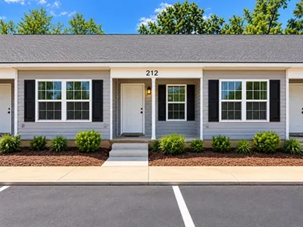 212C Tabor Dr, Warner Robins, GA