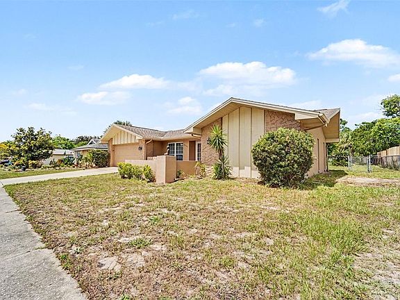 2nd image of 8321 BRIARLEAF COURT