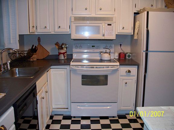 4th image of 807 Sewickley Heights Dr