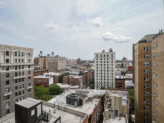 4th image of 910 W End Ave APT 13F