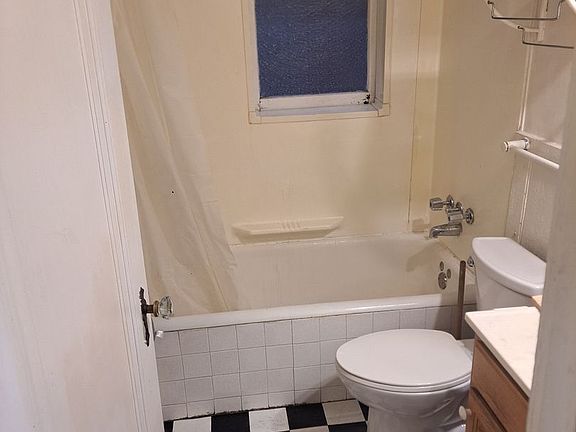 5th image of 5918 Arendes Dr Floor 1