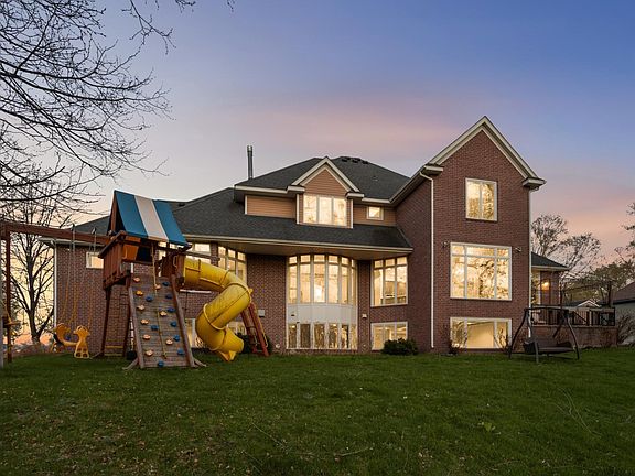 5th image of 2437 Sunset Ct