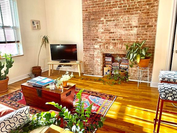 3rd image of 250 W 138th St APT 3