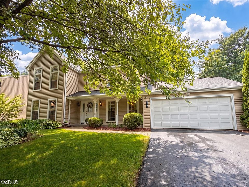 1st image of 2205 Riverlea Cir