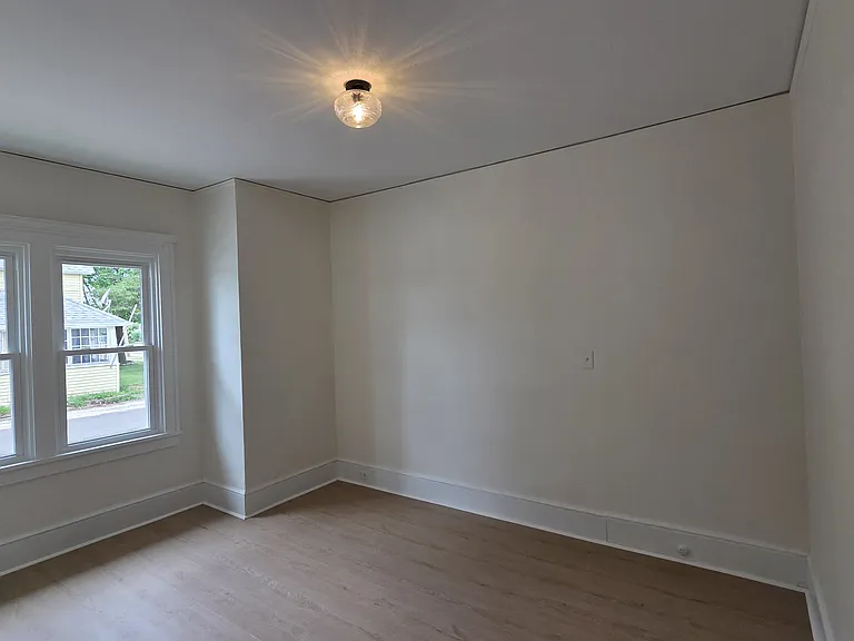 1008 George St — Photo 14