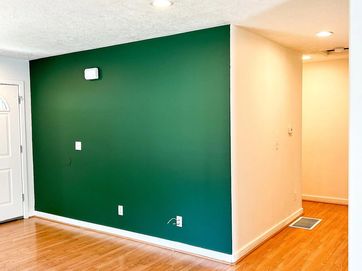 SE 153rd Ave, Portland — Photo 2