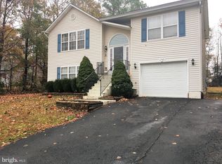 1321 Forest Ridge Dr, King George, VA 22485