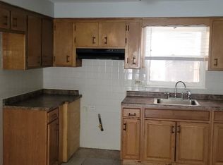 1563 State St #1C, Calumet City, IL 60409