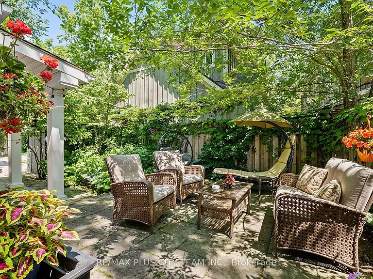 4 Wyckliffe Ave — Photo 30