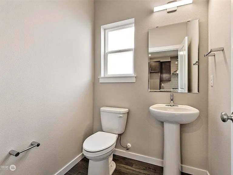 315 207th St SE — Photo 13