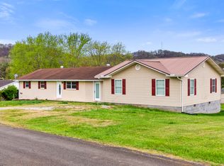 134 Elm St, Bean Station, TN 37708