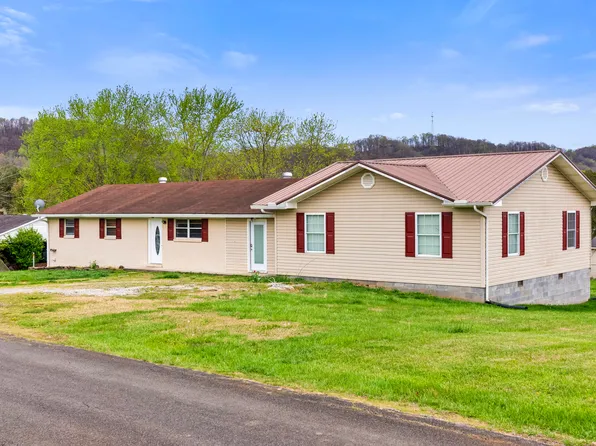 134 Elm St, Bean Station, TN 37708