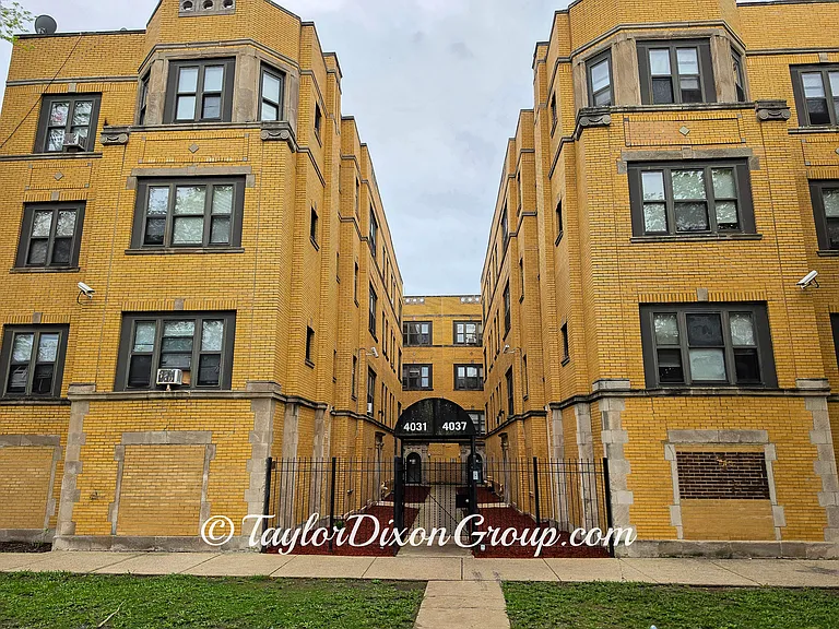 4033 W Gladys Ave #2S — Photo 31