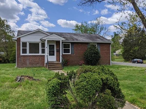 1st image of 517 Wales Dr