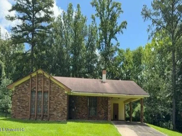 1540 Cedar Pine Dr, Jackson, MS 39212