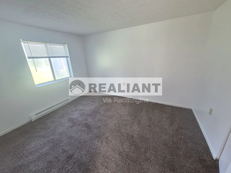 918 Highland Ave #2 — Photo 8
