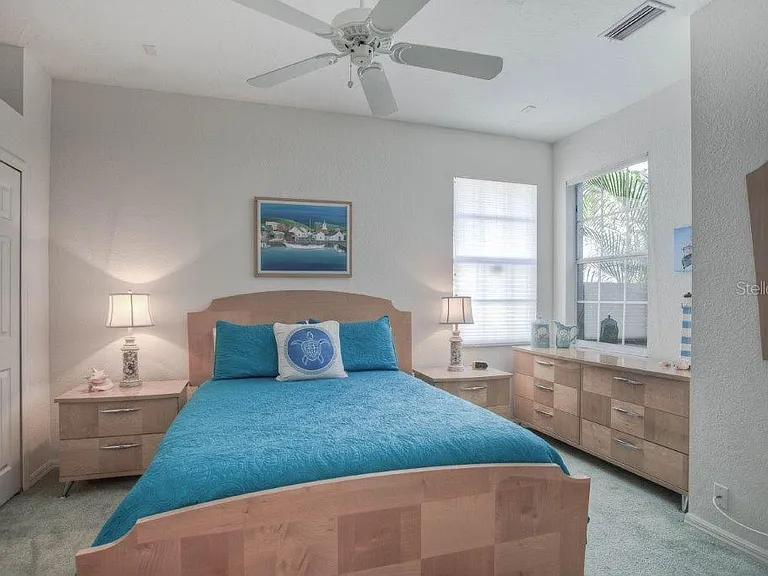 7101 Victoria Cir — Photo 16