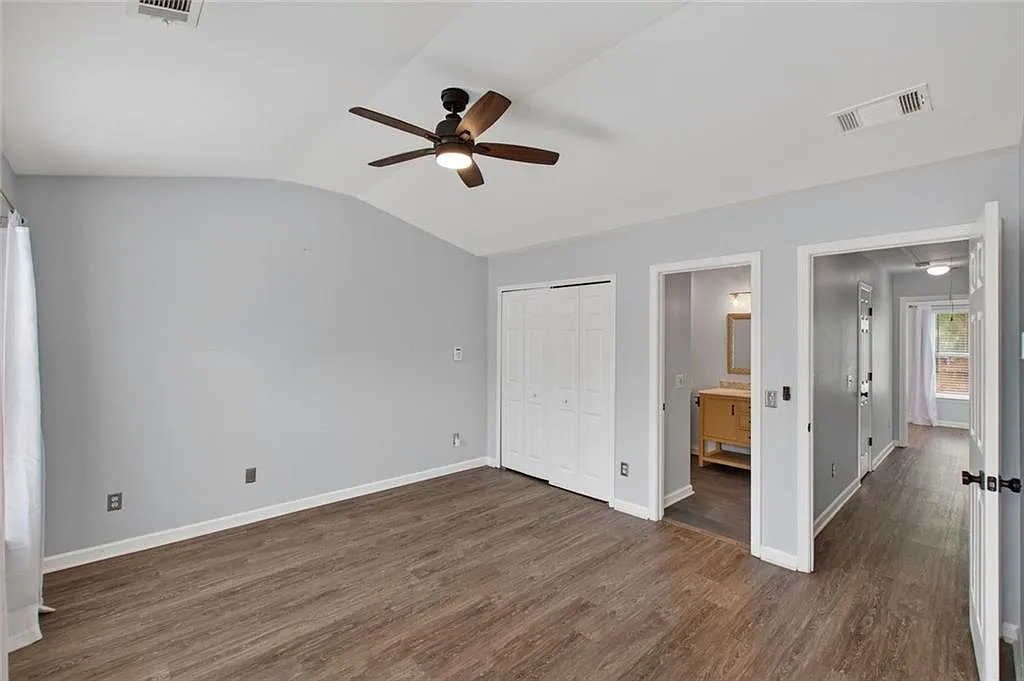 2 bed, 2.5 bath, 1548 sqft, $1,750 — Photo 4