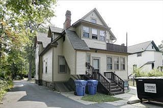 4th image of 431 Woodward Ave