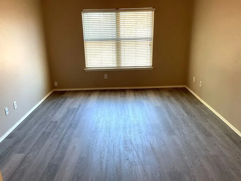 1001 Stockton Dr — Photo 12
