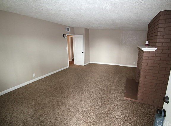 4th image of 516 N Dahlia Ave