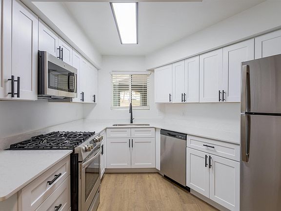 The Jax, Nashville, TN, Kitchen