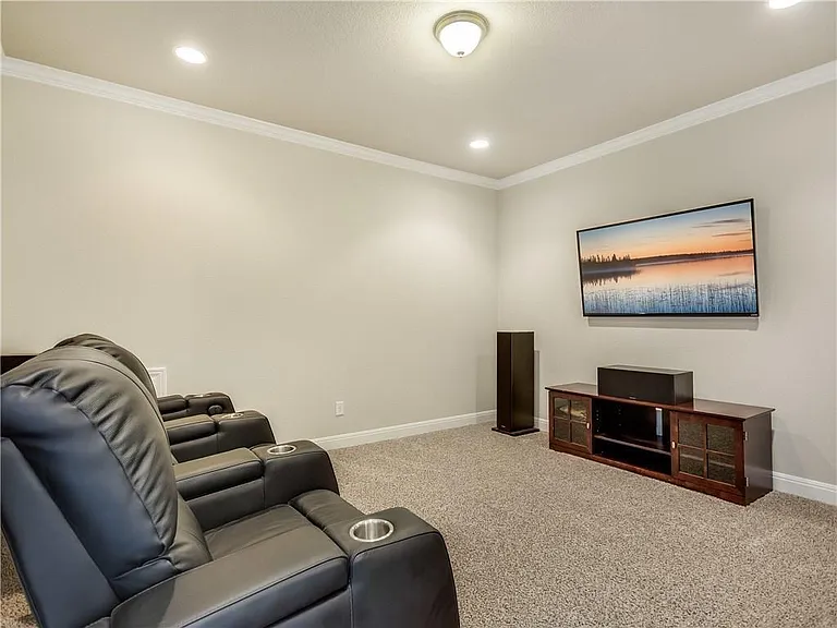 3013 Tempe Dr — Photo 17