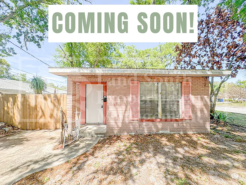 420 Allamanda Dr