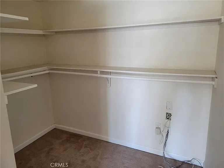 9126 Langdon Ave #303 — Photo 13