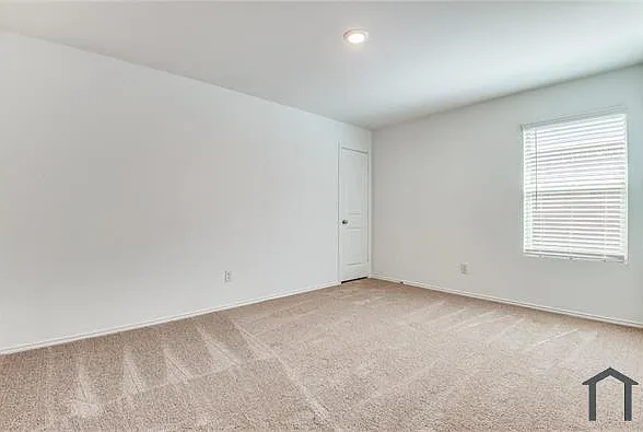 3017 Harper St — Photo 8