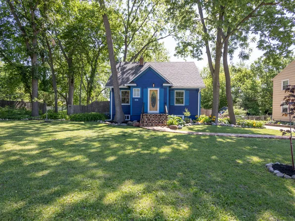1714 Grand Ave, Ames, IA 50010
