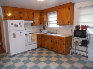 41 Amory Rd, Waltham, MA 02453