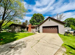 1014 S Lafayette St, Greenville, MI
