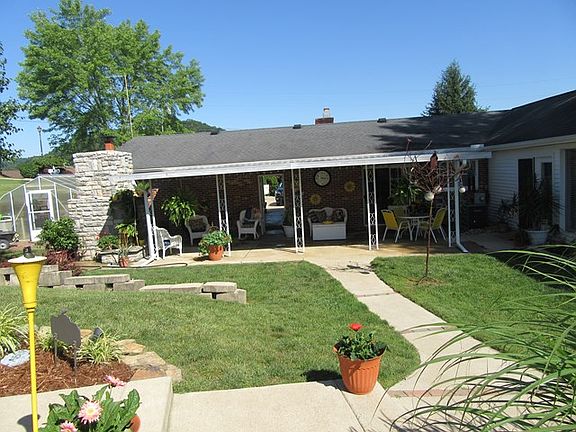 4th image of 1134 Thelma Dr