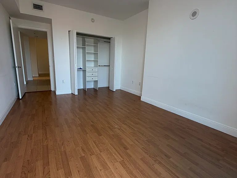 3030 NE 188th St #509 — Photo 19