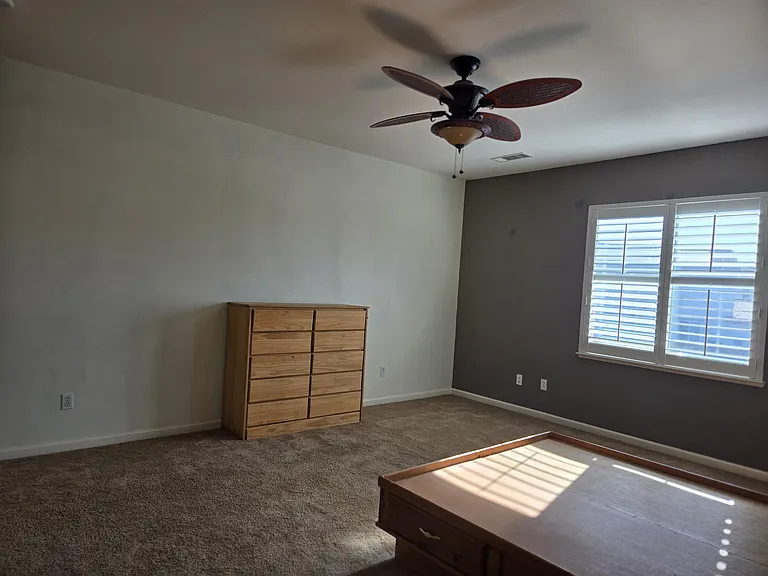 1037 Morning Glory Way — Photo 24
