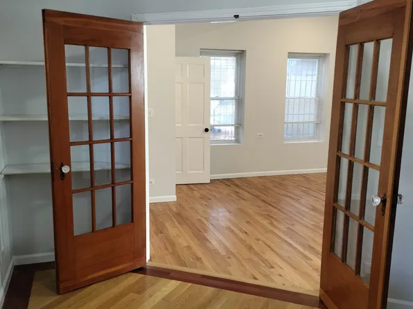 1128 N Winchester Ave #1AR, Chicago, IL 60622