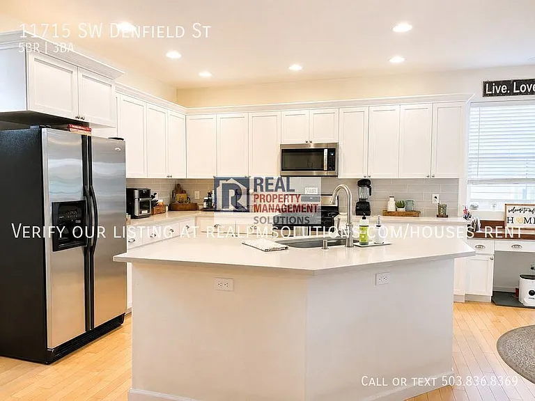 11715 SW Denfield St — Photo 18