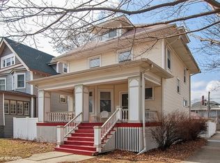 801 S Elmwood Ave, Oak Park, IL 60304