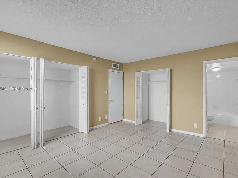 9143 SW 77th Ave #B802 — Photo 17