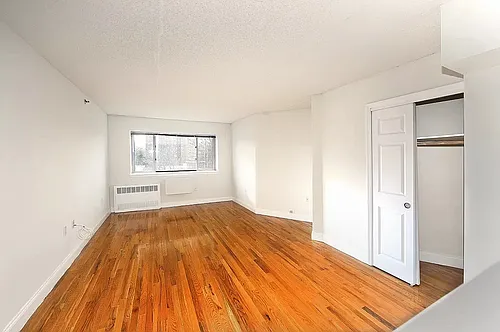 3880 Orloff Ave #3D Photo 1