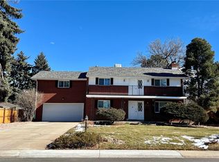 582 Nile St, Aurora, CO 80010