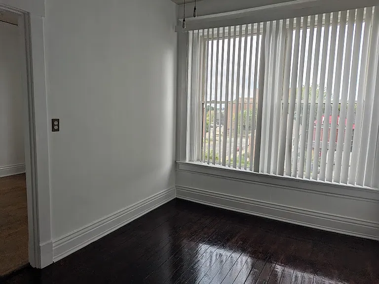 1605 S 3rd St — Photo 15