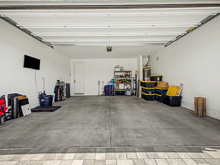 7598 W Smoketree Dr — Photo 35