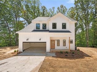 4728 Spitfire Ln, Winston Salem, NC 27103