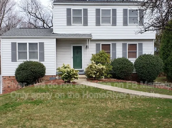 109 Fairview Dr, Irwin, PA 15642