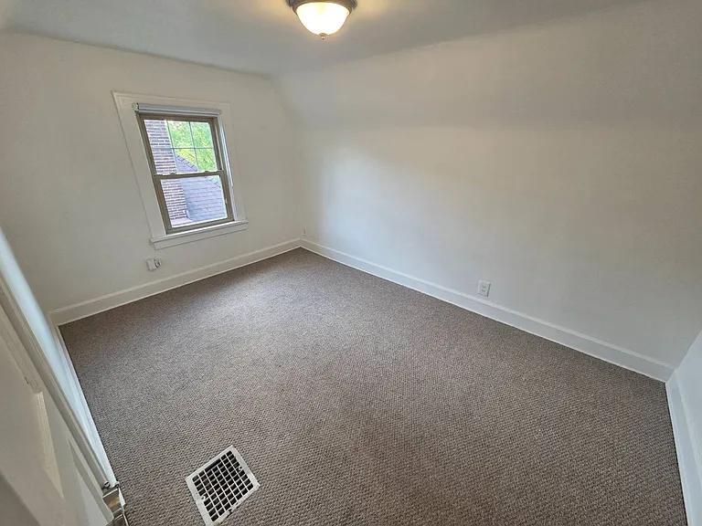 17424 Winslow Rd — Photo 78