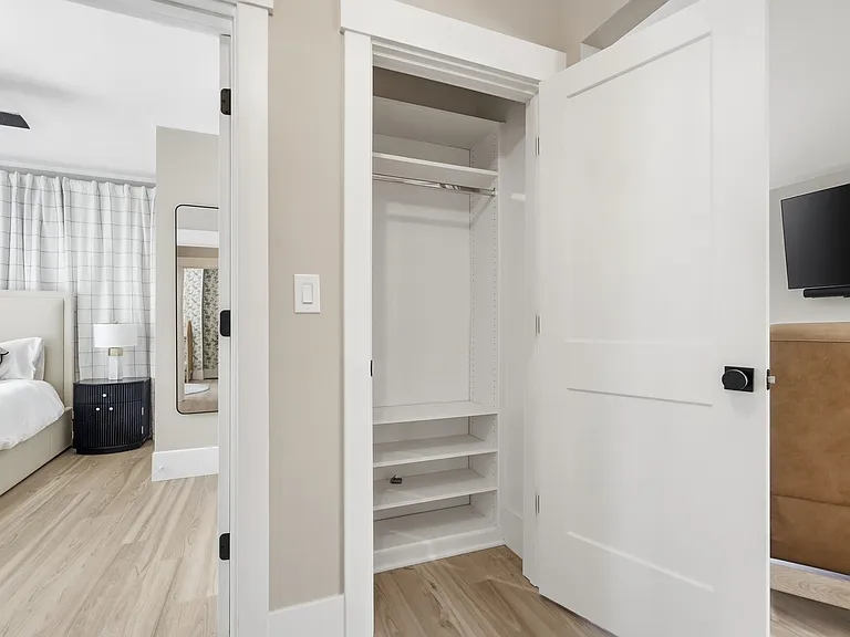 3601 Erie Ave #1 — Photo 15