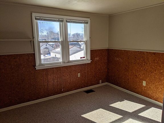 5th image of 1824 W Pearl Ave
